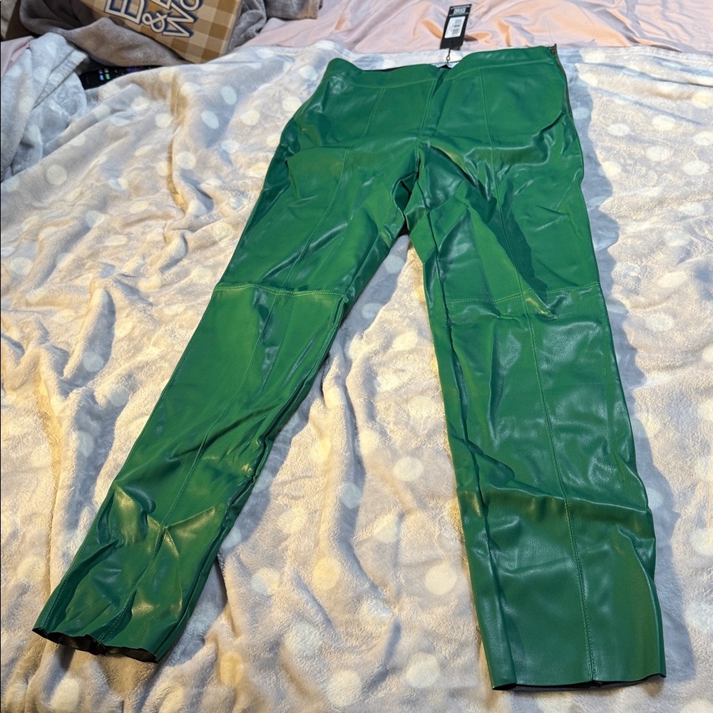 Kori Vibrant Green Skinny Pants - Picture 3 of 6